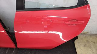 Πίσω πόρτα αριστερή με μηχανικό γρύλο από Mazda II 2007 - 2014