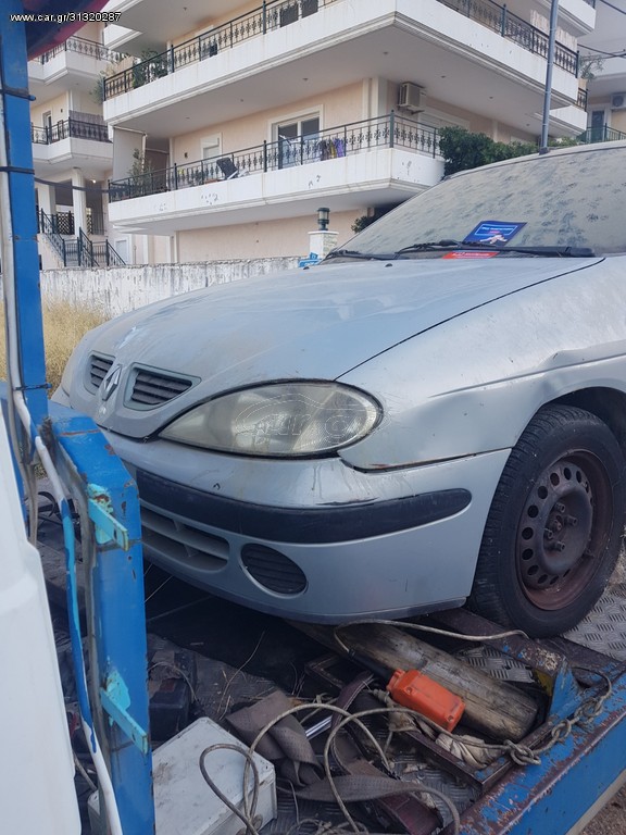 Renault Megane 2000 1.4 16V