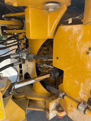 Φορτωτής Με Λάστιχα CAT 2017 972M II -thumb-14