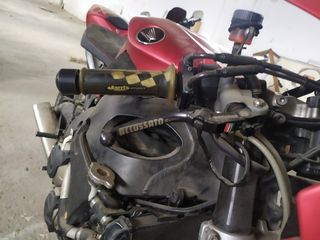 Honda CBR 1000RR  '08-thumb-6