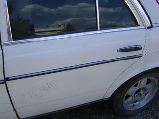 ΠΟΡΤΑ ΠΙΣΩ ΑΡΙΣΤΕΡΗ MERCEDES w123 1975-1985MOD