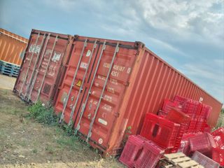containers-thumb-1