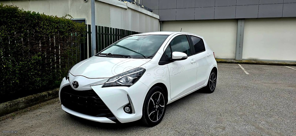 Toyota Yaris 2017 ΟΘΟΝΗ.ΚΑΜΕΡΑ.ΘΕΡΜΑΙΝΟΜΕΝΑ ΚΑΘΙΣΜΑΤΑ