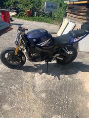 Suzuki GSX-R 750 2005-thumb-2