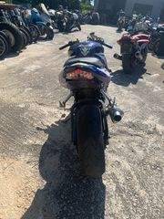 Suzuki GSX-R 750 2005-thumb-3