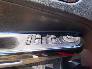 Ford B-Max 2013 TITANIUM-thumb-11