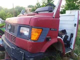 Φορτηγό Έως 7.5τ Mercedes-Benz 2004 207-208-308-310-410-407 ANTALAKTIKA-thumb-2