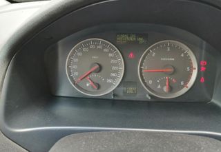Πωλούνται καινουργια και μεταχειρισμενα ανταλλακτικα απο Volvo V50-thumb-6