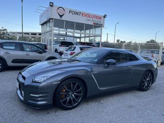 Nissan GT-R 2014 black edition-thumb-3