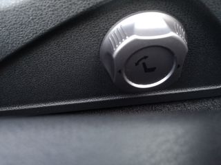 Nissan GT-R 2014 black edition-thumb-35