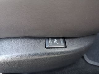 Nissan GT-R 2014 black edition-thumb-36