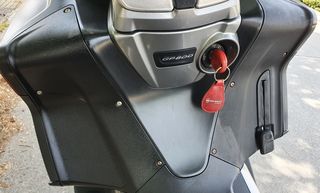 Gilera GP 800 2009 Ετοιμοπαράδοτο!!-thumb-18