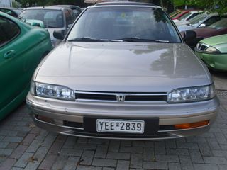 Honda Accord 1993-thumb-1