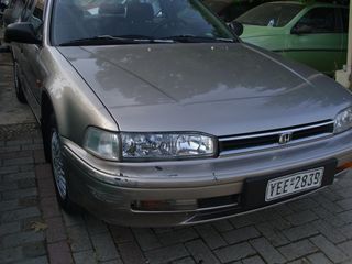 Honda Accord 1993-thumb-2