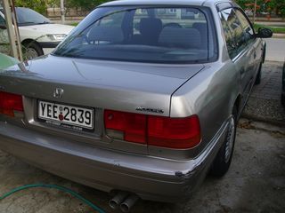 Honda Accord 1993-thumb-5