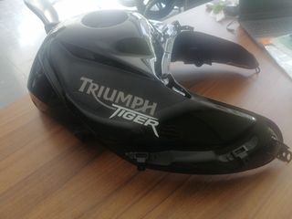 TRIUMPH ΡΕΖΕΡΒΟΥΑΡ-thumb-1