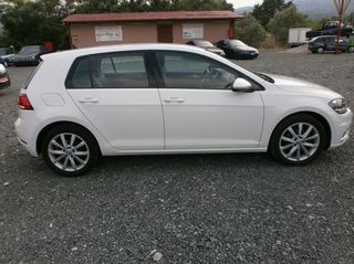 Volkswagen Golf 2018 1.6 TDI-thumb-7