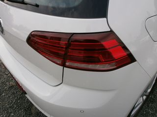 Volkswagen Golf 2018 1.6 TDI-thumb-11