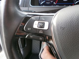 Volkswagen Golf 2018 1.6 TDI-thumb-34
