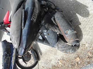YAMAHA XQ 125 MAXSTER-thumb-1
