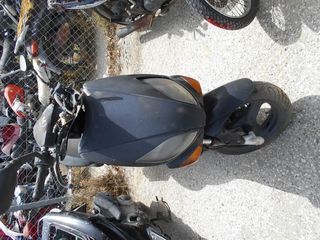 YAMAHA XQ 125 MAXSTER-thumb-2