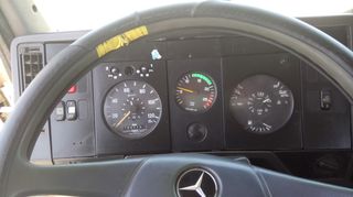 Ανατροπή Mercedes-Benz 1993 3535-thumb-24