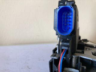 Volkswagen/Seat/Skoda Κλειδαριά Οδηγού (3D1837015)-thumb-1