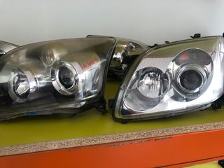 Φανάρια εμπρός Toyota avensis 