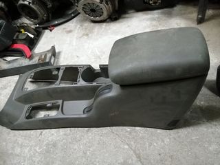 JEEP CHEROKEE 02-08 ΚΕΝΤΡΙΚΗ ΚΟΝΣΟΛΑ ΥΠΟΒΡΑΧΙΟΝΙΟ ΤΕΜΠΕΛΗΣ 