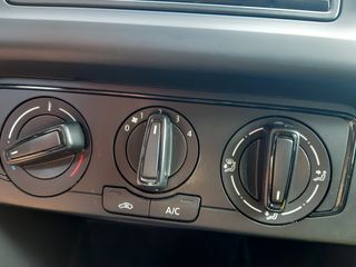 Volkswagen Polo 2016 επαγγελματικά / αγροτικά-thumb-17