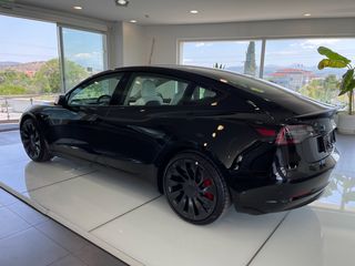 Tesla Model 3 2021 PERFOMANCE -thumb-2