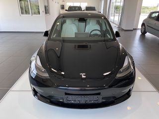 Tesla Model 3 2021 PERFOMANCE -thumb-7