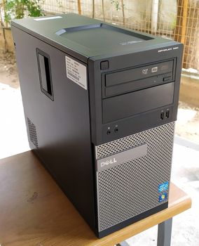 Dell Optiplex 390 MiniTower -i5-500gb Hdd-4gb ram-Win 10 Pro