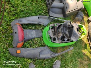 Πωλείται piaggio zip υδρόψυκτο 2000' ολοκληρο ή κομμάτι κομμάτι 1 €-thumb-1