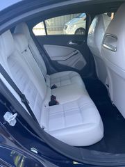 Mercedes-Benz A 180 2017-thumb-8