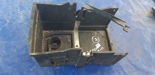 FORD FOCUS 2004-2011  ΒΑΣΗ ΜΠΑΤΑΡΙΑΣ-thumb-2