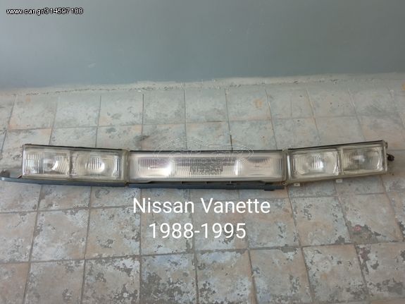 Φανάρια εμπρός Nissan Vanette 1988-1995