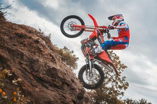 Beta RR 300 2023 2T-thumb-1
