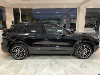 Porsche Cayenne 2019 HYBRID PLUG IN PANORAMA-thumb-6