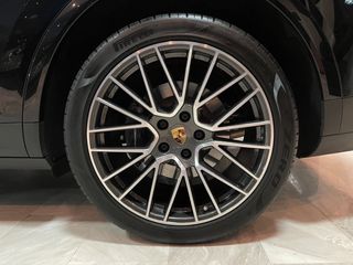 Porsche Cayenne 2019 HYBRID PLUG IN PANORAMA-thumb-22