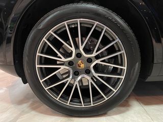 Porsche Cayenne 2019 HYBRID PLUG IN PANORAMA-thumb-21