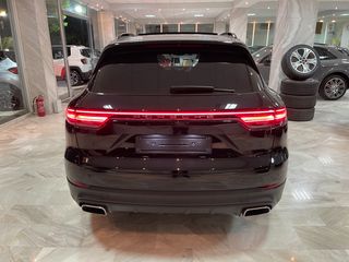 Porsche Cayenne 2019 HYBRID PLUG IN PANORAMA-thumb-17