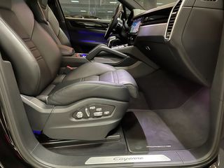 Porsche Cayenne 2019 HYBRID PLUG IN PANORAMA-thumb-32