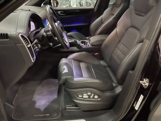 Porsche Cayenne 2019 HYBRID PLUG IN PANORAMA-thumb-38