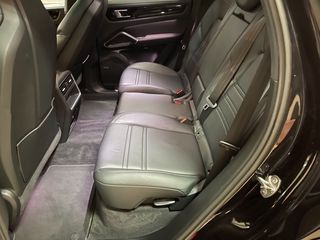 Porsche Cayenne 2019 HYBRID PLUG IN PANORAMA-thumb-42