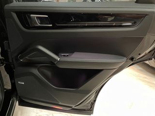 Porsche Cayenne 2019 HYBRID PLUG IN PANORAMA-thumb-47