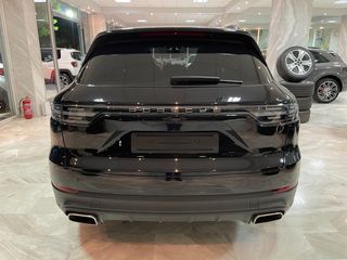 Porsche Cayenne 2019 HYBRID PLUG IN PANORAMA-thumb-12