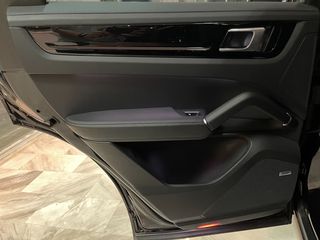 Porsche Cayenne 2019 HYBRID PLUG IN PANORAMA-thumb-46