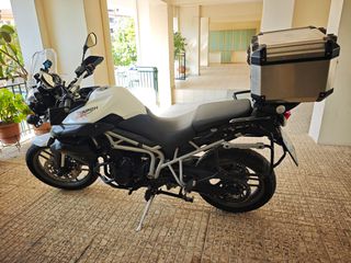 Triumph Tiger 800 2011-thumb-3