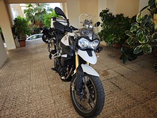 Triumph Tiger 800 2011-thumb-7